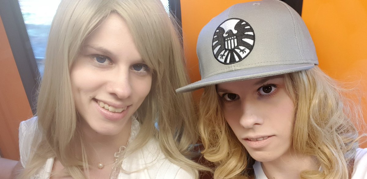 Naevia_Cosplay's tweet photo. #Stella and #Carol on the way to #Gamescom day 1 ^-^
#CarolDanvers #CaptainMarvel #CivilVersion #MCU #Marvel #StellaNoxFleuret #FF13Versus #FFXIIIVersus #FF #FinalFantasy #Cosplay #Selfie #CosplayGirl https://t.co/qxQN5q2vbq
