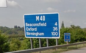 DoctorKazza's tweet photo. Is it wrong to have a favourite signpost @solvemymaths @standupmaths ?
(4n-2)^2 https://t.co/fJg2FO6yKK