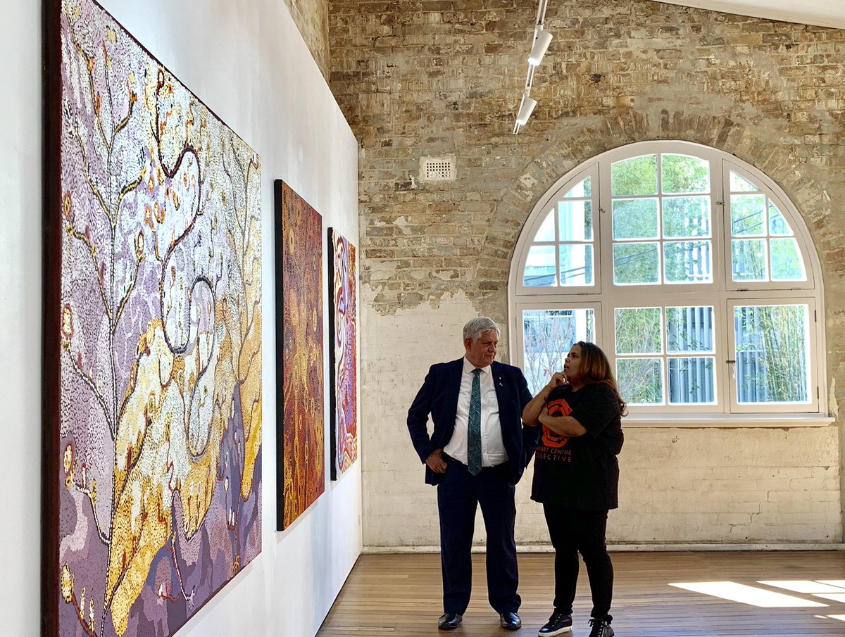 apyacc's tweet photo. Thrilled to host Minister Ken Wyatt, Minister for Indigenous Australians today at the APY Gallery in Sydney. Thank you for being so generous with your time Minister Wyatt we look forward to working closely with you through the next exciting chapter of the APY art movement. 🖤💛❤️ https://t.co/B8IwwvMwks