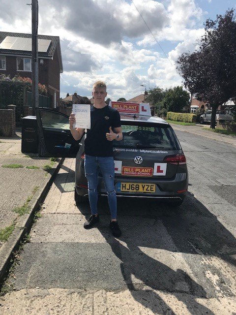 jkwdriving's tweet photo. August passes so far.... well done all 😀🚗
#pass
#congratulations
#York
#BillPlant
#driving https://t.co/piyFI4mN7s