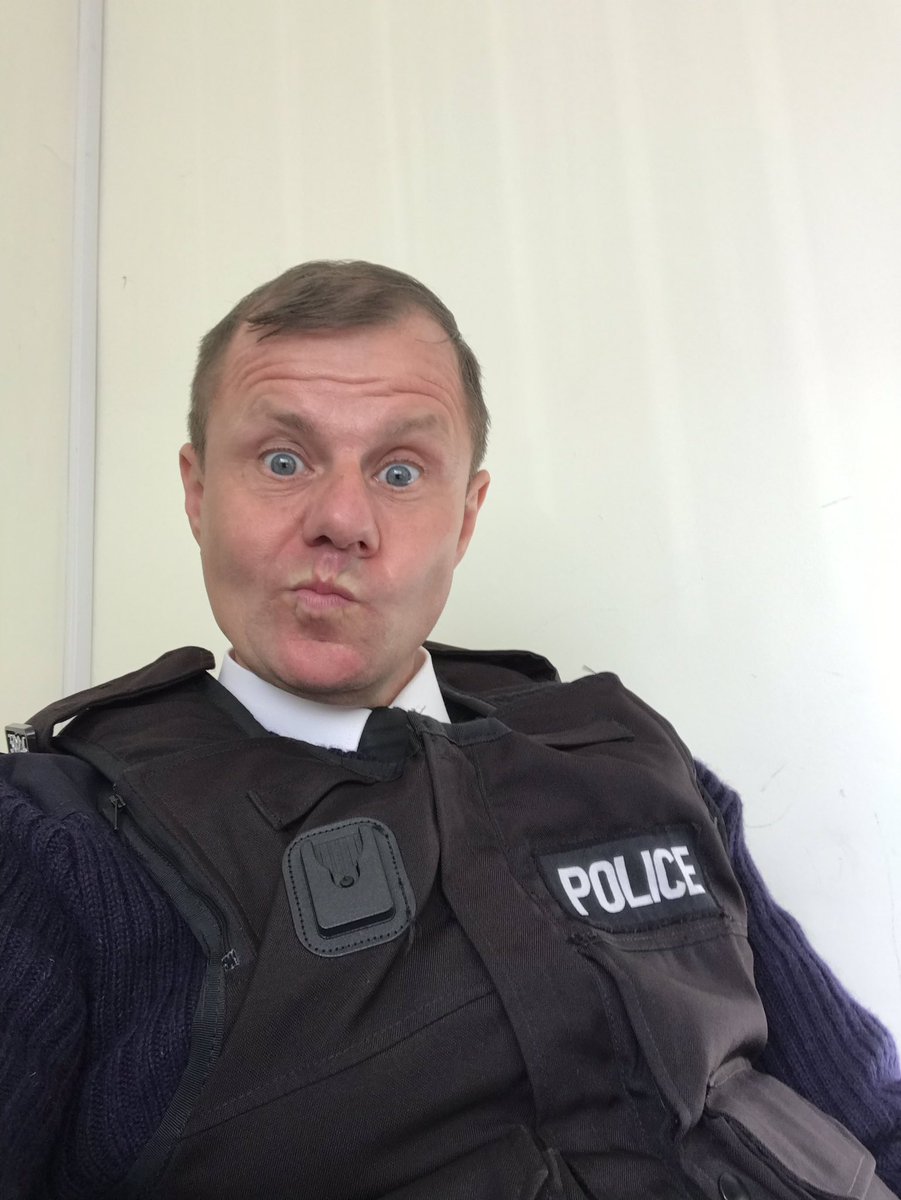 GoodieLee's tweet image. All policed up and ready to nick some slags! #NickNick #ElloElloEllo #LaughingPolceman #FilmingDocs