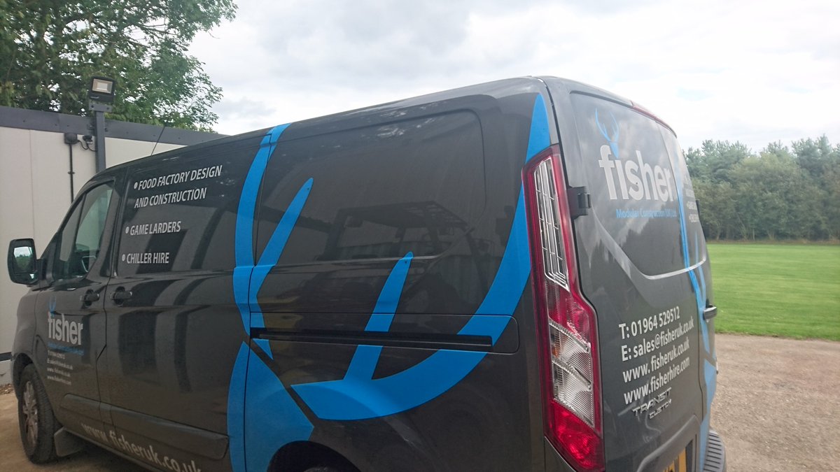 fishermodularuk's tweet photo. And they're away. Installation time. Again! 

#upandatem #earlydoors #lifeontheroad #modularmovements #nationwide #deliveredtoyourdoor #makeitmodular #simplesolution #teamfisher #waveifyouseethem 

https://t.co/pjyj4dtzs6 https://t.co/rTErhFS9y4