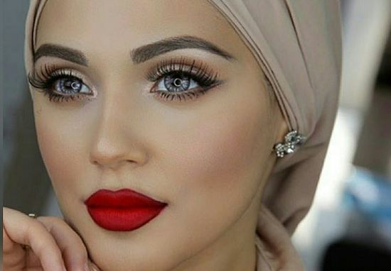 رغم الملام الي بصدري. .جمعته 
لوترجع وتسأل من تحب قلت أنت 

كل ماارتفع صوت اﻷذان وسمعته 
دعيت ربي يرجعك لي وين ماكنت 💔
بقلمي