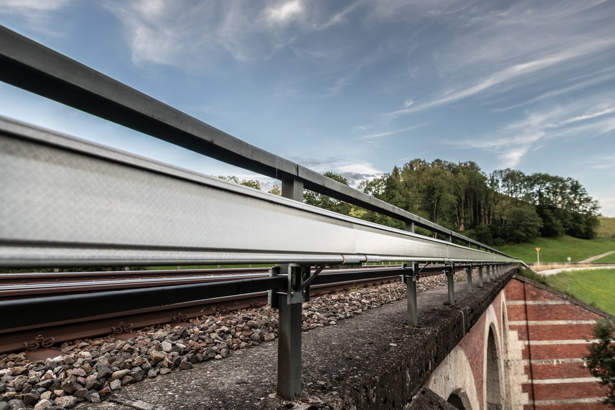 gfk_profile's tweet photo. #Arcosystem das vielseitige Kabelkanalsystem im Einsatzgebiet: Brücke in Oberstaufen Bayern Deutschland #cablethrouthing https://t.co/wg3Yzj3EiR