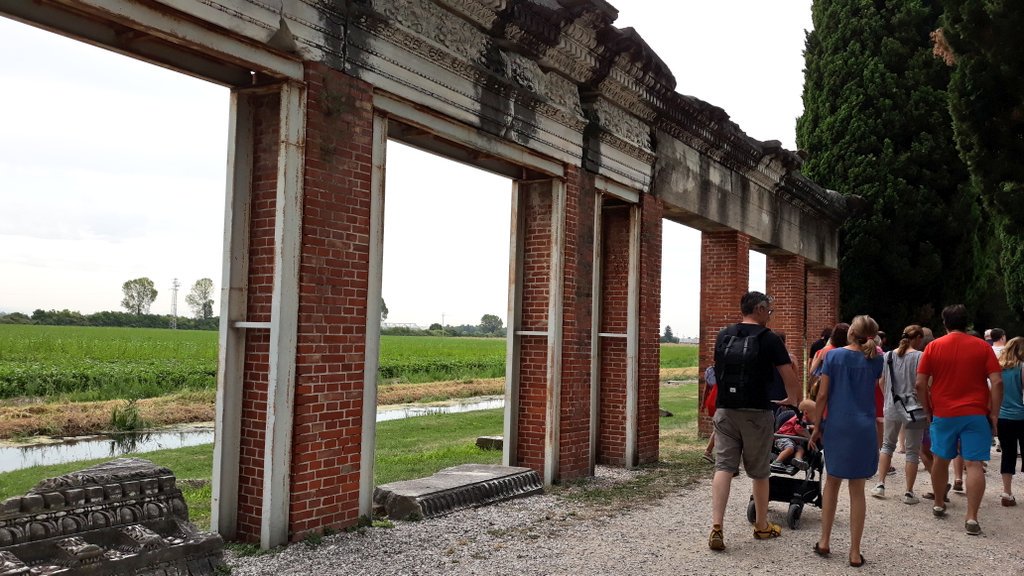 VisitFVG's tweet photo. Passeggiata lungo la via Sacra all'ombra dei cipressi per visitare il porto fluviale di #Aquileia scoprendo reperti e scavi romani.

#fvglive #archeobus https://t.co/OO3ylwNgcC