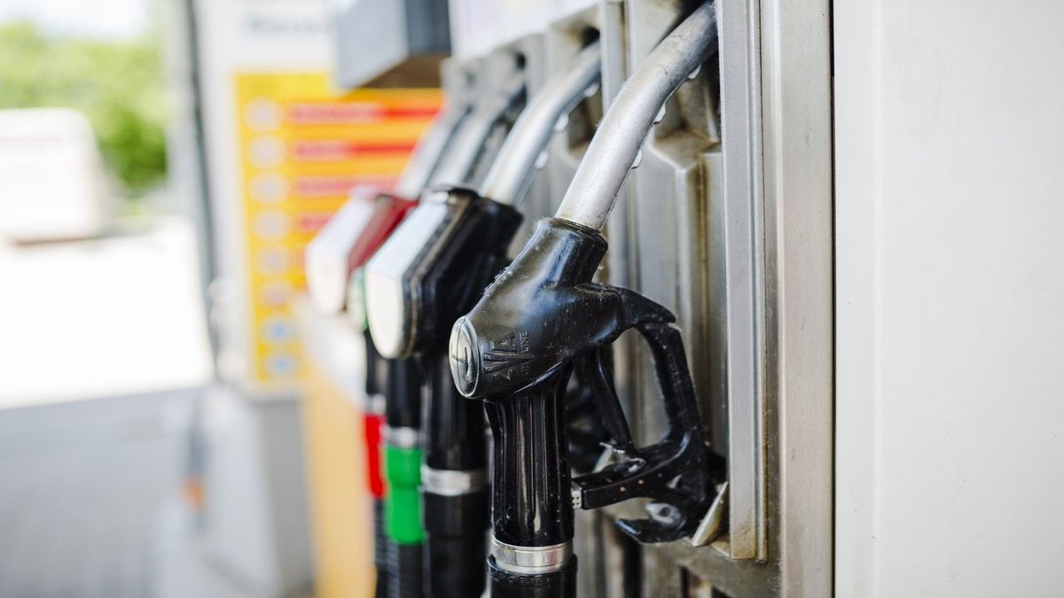 SAVAŞ PETROL ÜRÜNLERİ KONKORDATO BAŞVURUSU YAPTI

#opet #akaryakıtbayi #istanbul #konkordato #iflashukuku #ekonomi #piyasa #iflas #konkordatoilanları

buff.ly/2KM1jkX