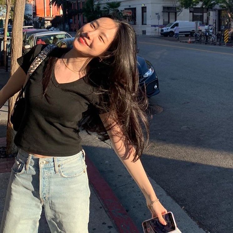 Hartkuting's tweet photo. Naeunie IG update 💕
#Sonnaeun #marcellasne_ #ApinkNaeun #Apinksonnaeun #ApinkVisual #Naeunie #SonGoddess #BabyNaeun #kpopidol #GirlCrush #PrettyGirl #TheoneandonlyNaeun #Iamtitaofkpop🇵🇭🐱🎬📸 https://t.co/yp4haiyJ5D
