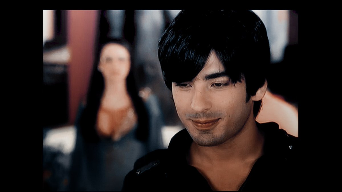 kajalsingla14's tweet photo. 😭😍💕

#MJHT #MileyJabHumTum #Monay https://t.co/5BuCJQOgpu