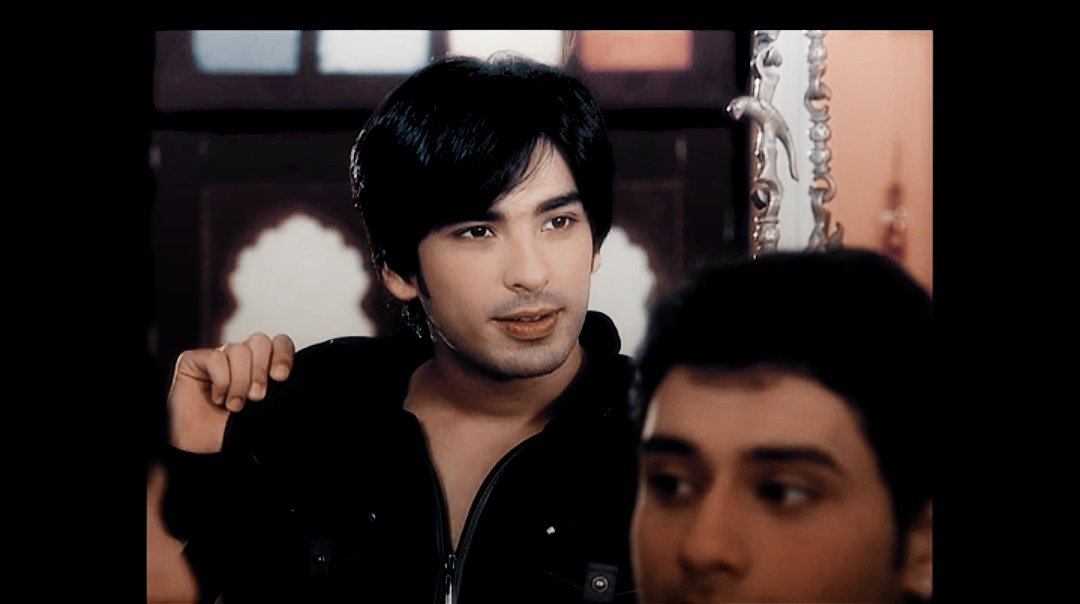 kajalsingla14's tweet photo. 😭😍💕

#MJHT #MileyJabHumTum #Monay https://t.co/5BuCJQOgpu