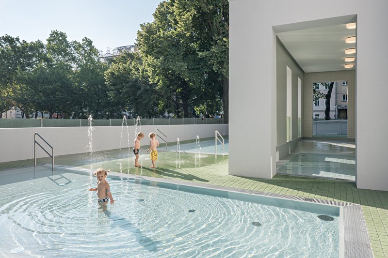 https://t.co/TeOIGCDCxl…/brausebad-wird-familien… Ein traditionelles # ...