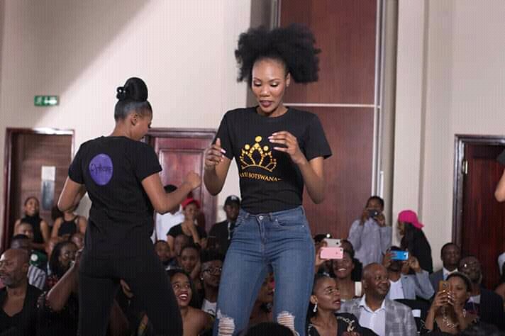paperclipbw's tweet photo. This year, we had the pleasure of printing the official @miss_botswana T-shirts. Thank you to the organizers for trusting us to get the job done🎉

Good luck to all the participants💐

#MissBotswana2019
#ImageIsPower https://t.co/AZGx6h3VmW
