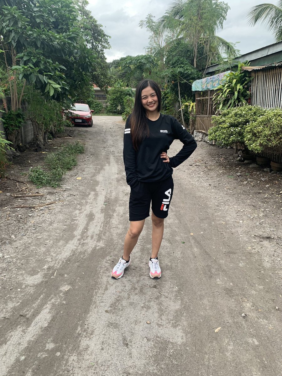 JELAYPILONES08's tweet photo. 🖤🖤🖤 https://t.co/X0A72lc9p0