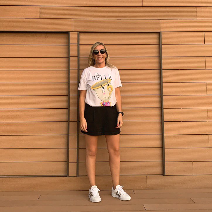 tritacones's tweet photo. Clásicos de nuestra infancia que nos enamoraron 💛💛 CHIP💛💛
#lookoftheday #disney #labellaylabestia #infancia #adidas #sport #comfy #instagood #recuerdos #memories #taza #chip #bellaybestia #cuentos #blog #tritacones #style #personajes #chipcup https://t.co/UjUcU0ZmaE