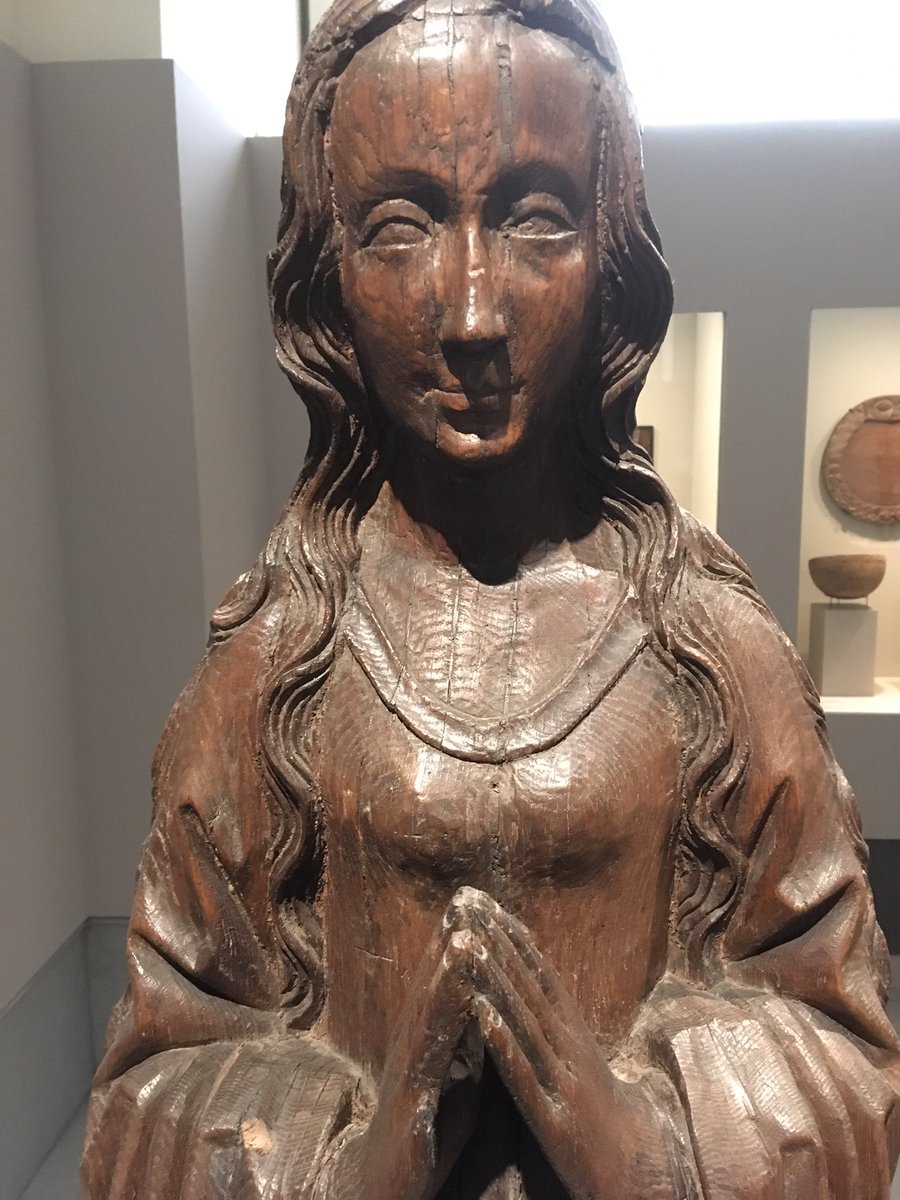 AliceHoyleEd's tweet photo. How I wish my kids were behaving versus how they actually are behaving. #Berlin #interailing #museums https://t.co/Ft6a2Fei08