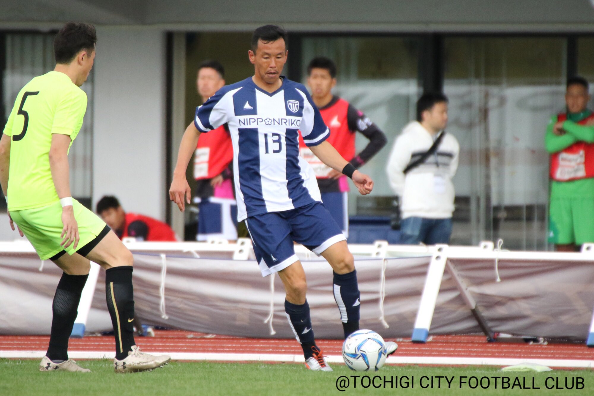 栃木シティスクール 公式 大人のサッカースクール 告知 来週8月29日 木 のゲスト選手は 背番号13 番 Fw藤田祥史選手が駆けつけます 皆さん 藤田選手と楽しくサッカーをして暑さを吹き飛ばしましょう 栃木シティフットボールクラブ