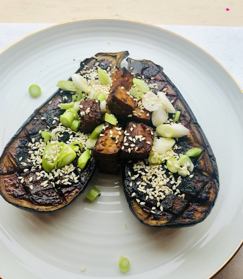 GregoryJessica's tweet photo. Let’s make Miso Grilled Aubergine! https://t.co/1fIbF9d8tn https://t.co/vHiWdrvMQa