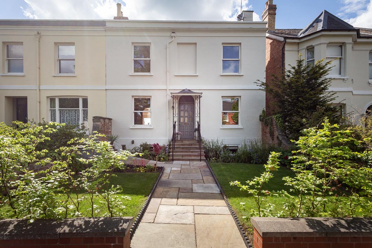 KF_NickChivers's tweet photo. New properties for sale in #Cheltenham - VIEW here: https://t.co/AEdxZKRTsO #KnightFrank https://t.co/VIUP01IW4D