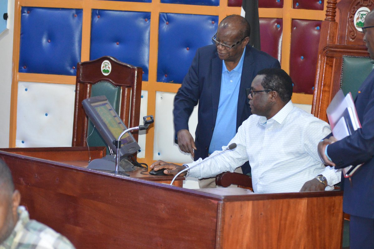 SpeakerKLusaka's tweet photo. Led a section of members of the House Leadership in a tour of Kitui County Assembly chambers,the venue for the 2nd Senate sittings outside Nairobi, after Uasin Gishu last year.
Pleased by the Assembly's readiness  for the historic sessions that will be held between Sept 16 &amp; 20. https://t.co/1iBDYKog8x