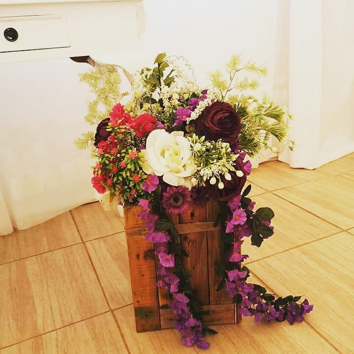 aphroditeweddin's tweet photo. Beautiful decorations at a recent wedding at #aphroditebeachweddingvenue by @aphroditeweddingdecor 
#weddingdecor #weddingdetails #weddingflowers https://t.co/QxdBKj4d3w
