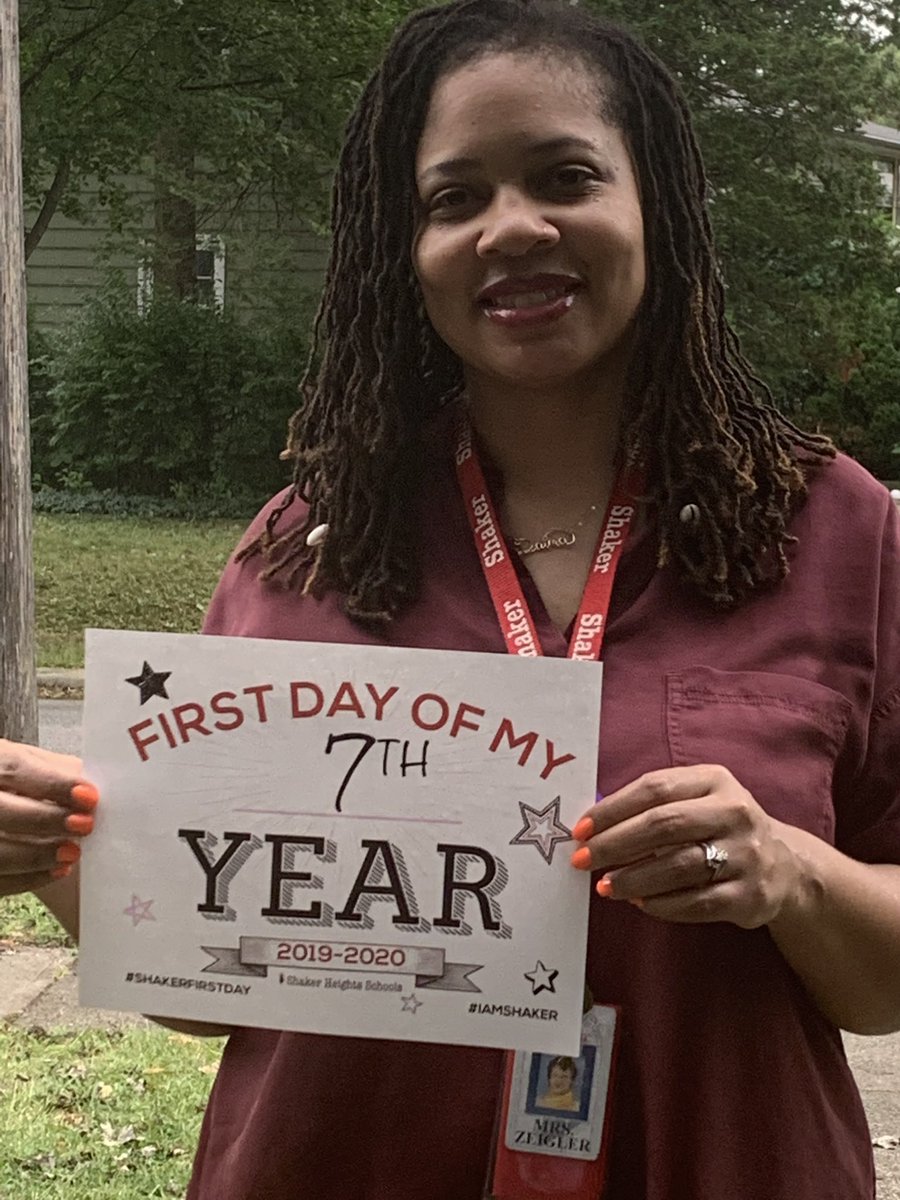 DainaZeigler's tweet image. #iamshaker #shakerfirstday  📚📖