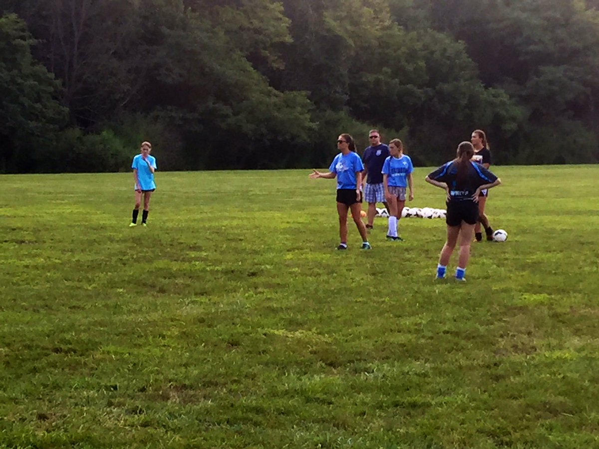 FCPSAthletics's tweet photo. Beautiful early morning in the mountains as @CatoctinHS girls soccer, volleyball &amp; @CatoctinXC work hard on the field, court &amp; course! https://t.co/jWlsbgCImr