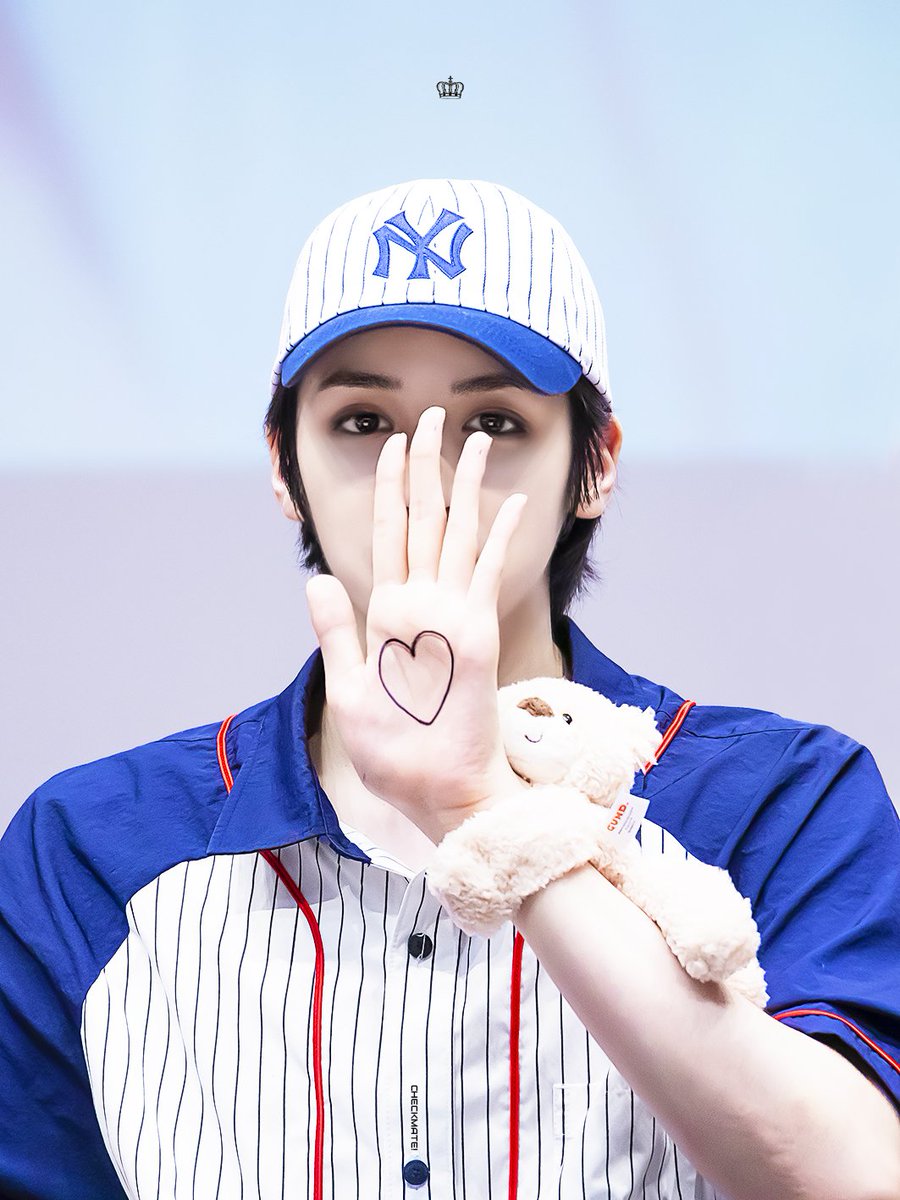 checkmate0131's tweet photo. 190726 영등포 사운드웨이브 팬싸 HQ

🌞❤🙃

#펜타곤 #PENTAGON 
#WOOSEOK #정우석 #ウソク 
@CUBE_PTG https://t.co/IWvaUPsR1w