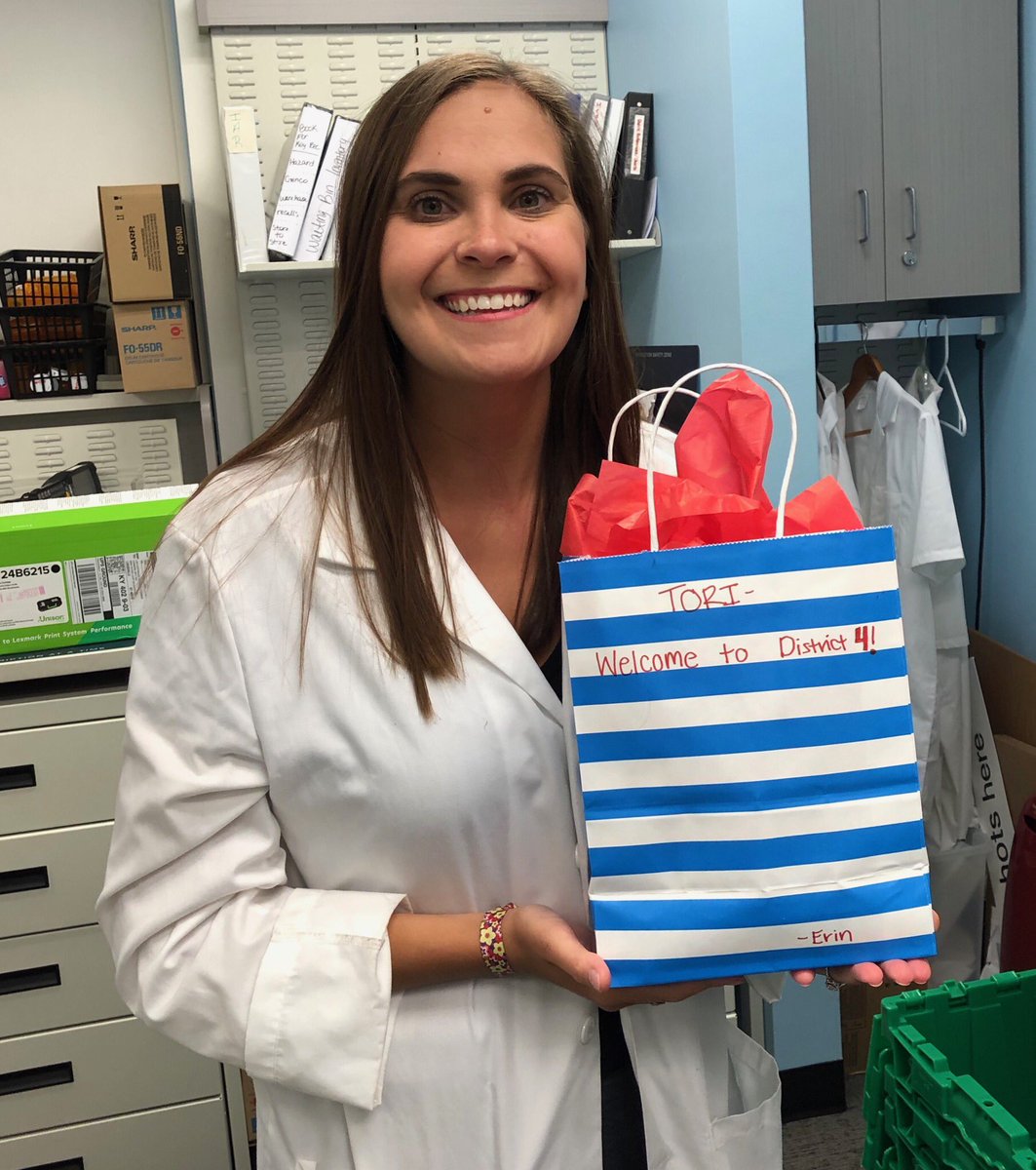 DavidSanfordCVS's tweet photo. Congratulations to our most recent RPH Grad Tori! Very excited about your accomplishments and the impact you are going to have with your Patients. #Region37 #OneStoreTeam #LexingtonKY @Erin_Janson https://t.co/sgXeREIhs3