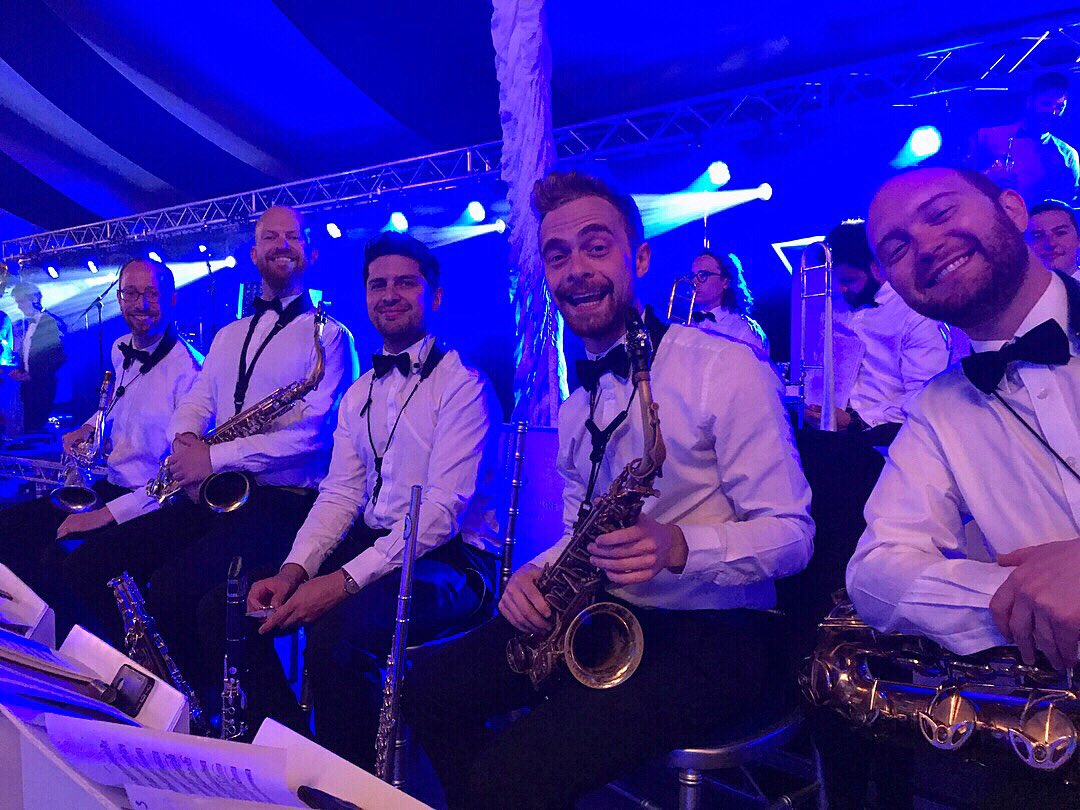 DSOshowband's tweet photo. Hump-day smiles from our horn section! 😁

#WednesdayMotivation #WeddingWednesday #humpday #MusicIsLife #Musician https://t.co/WtLXVbTZGX