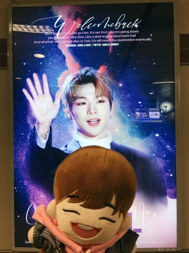 innaynayn's tweet photo. พาน้องๆไปเจอคุณแดน #WelcomeBackDanielK https://t.co/sUy9x9cK5E