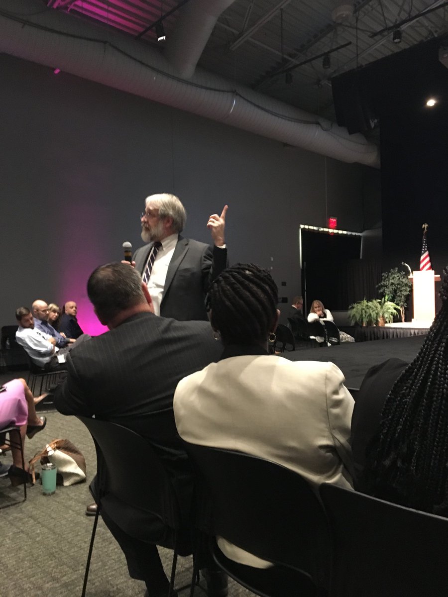 Focus on the WHY of your work ⁦<a href="/OHEducation/">OH Dept of Ed and Workforce</a>Supt⁩ ⁦@OHEducation⁩ ⁦<a href="/DrMKayJ/">Marva Kay Jones</a>⁩ ⁦<a href="/DRDeweyOHgal/">Cynthia Dewey</a>⁩ ⁦@Jhward85Jo⁩