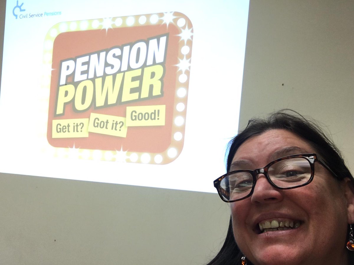 Trainingmycsp's tweet image. Who said you can&apos;t teach an old dog new tricks? Maisie certainly learned a few new things at Clare&apos;s pension power session today.
#civilservicepensions #pensionpower #cutedogsoftwitter