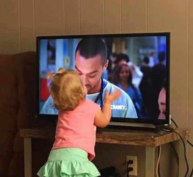 GreysAnatomyHD's tweet photo. When you're born to be a greys fan... https://t.co/VqqCNd3S4J