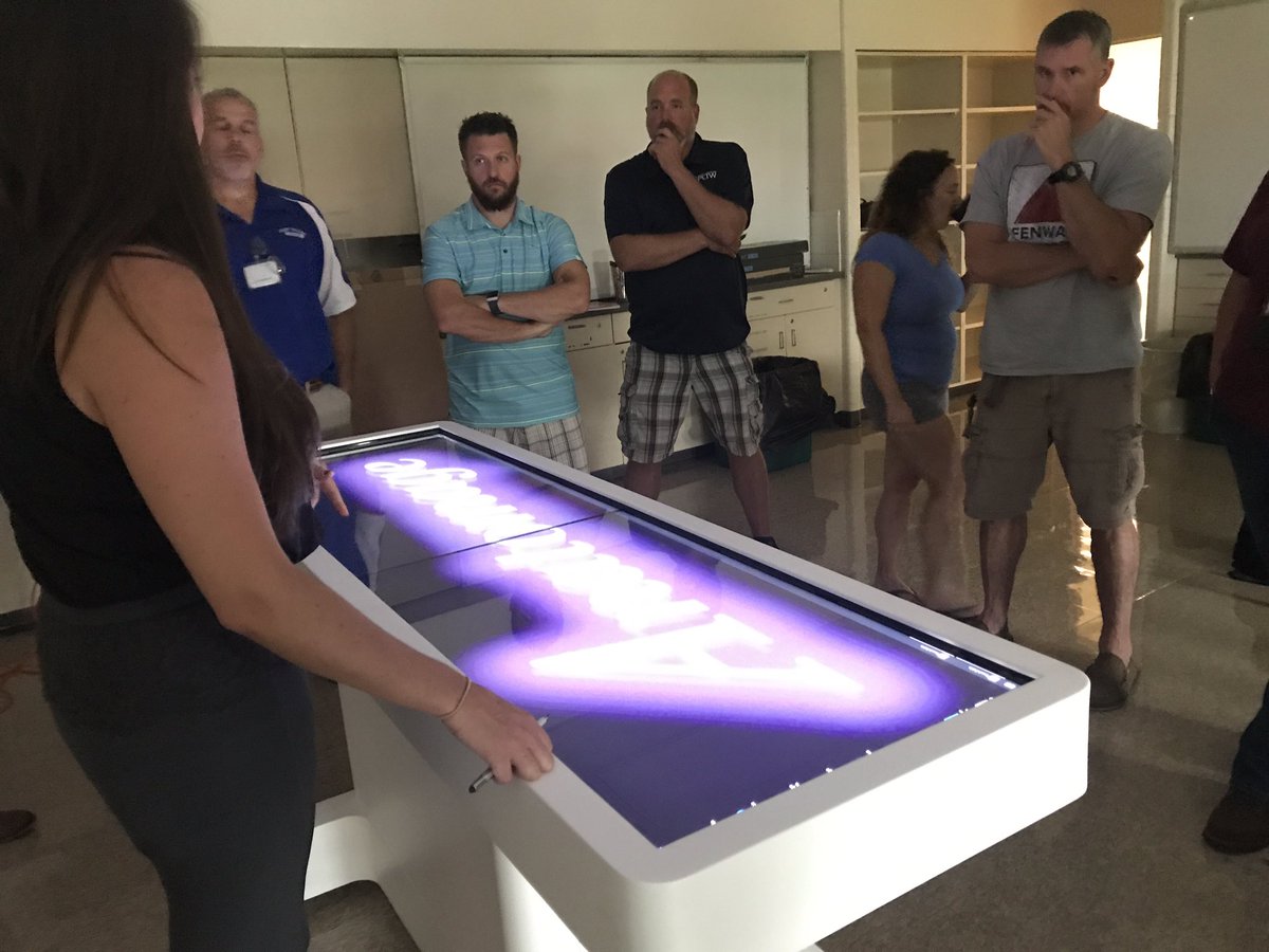 twjenn15's tweet photo. We are in awe and our brains are churning with possibilities for teaching with our @AnatomageTable Outstanding work @JMollBiology208 @tedee123 #SchoolsthatTeach #STEMinPA #OurOleyStory @pedroarivera2 @OleyValleyHS #PaSTEMAmbassador #epicatalyst @BerksStem https://t.co/YvifoW7x4F