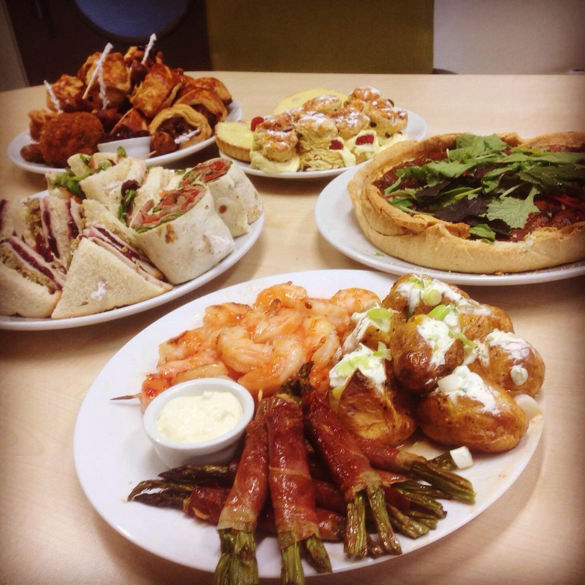 LiveTheatre's tweet photo. We've enjoyed a working lunch today tasting Christmas Party buffet food from @duckhousecor in Corbridge  for our Christmas Party &amp; theatre ticket packages. See https://t.co/vhLhfRQ3xJ for more details https://t.co/85lNIpBXuv