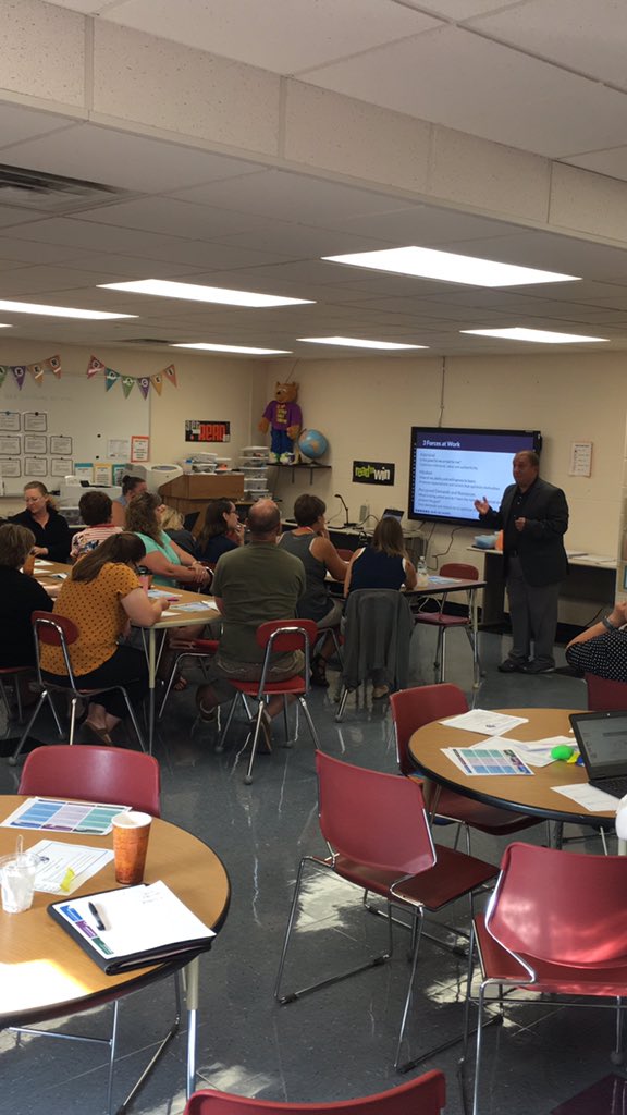 GoStockbridge's tweet photo. So greatful to have Neil Albero from CAST sharing awesome UDL practices! #castudl #cesa7 
#UDL https://t.co/XcA7T2G4AS