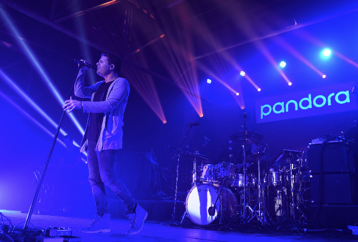 Rolling Stone tweet media