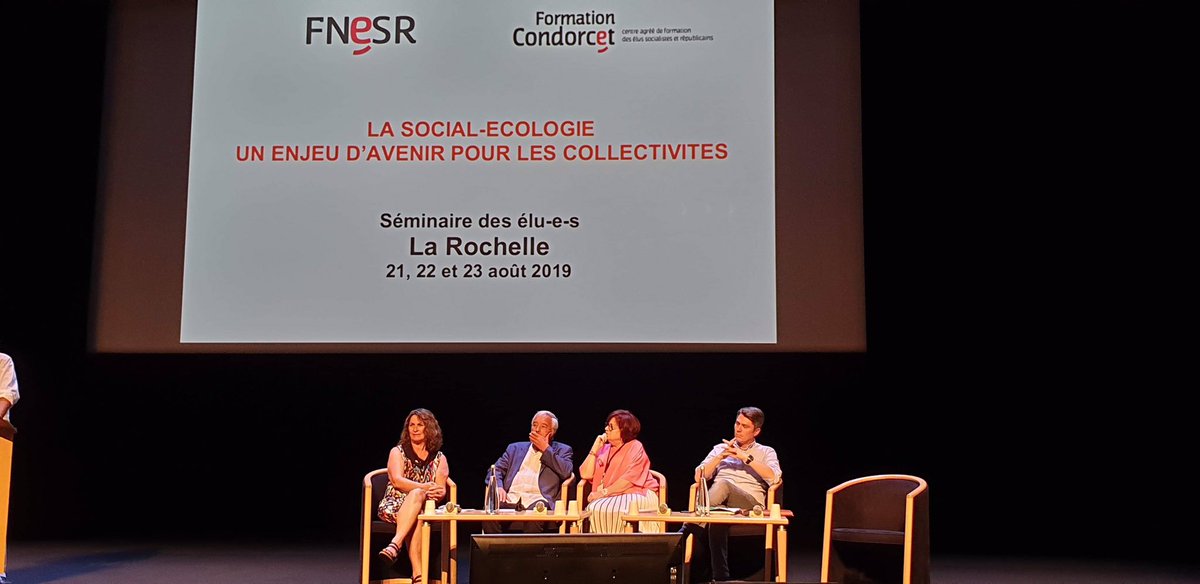 fmesnard's tweet photo. Avec @NathalieLanzi @JFFountaine @mickaelvallet @frebsamen pour l’ouverture des journées de formation des élus socialistes et républicains #fnser à La Rochelle https://t.co/pW9T2dw6DF
