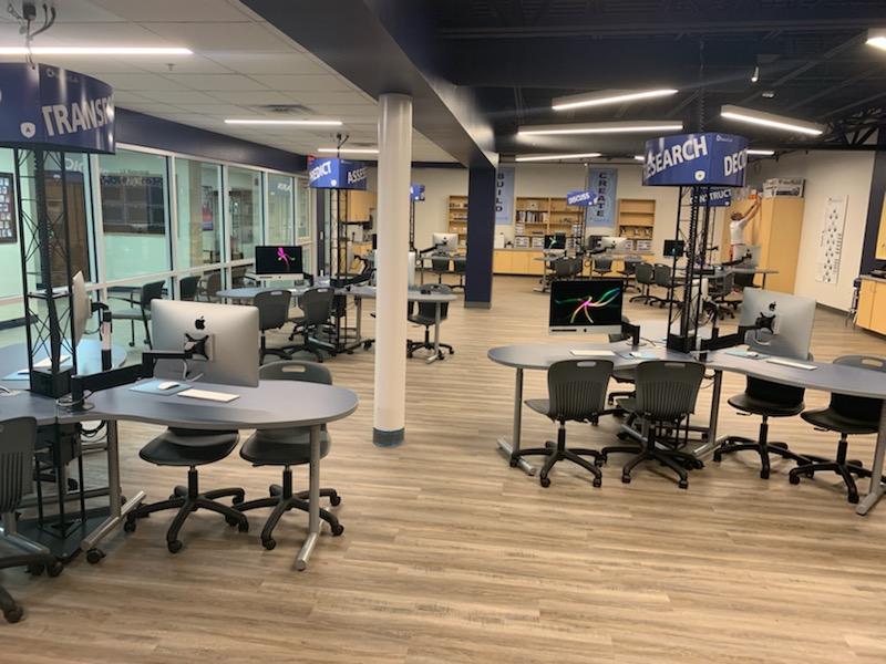 swhutton's tweet photo. Newest Smartlab in TX Opens #TX #TXprivate #TXschools #Dallas #DFW #dfwatw   #txschools #txed  #txstem  #txedchat #txteachers  #WomenWhoCode #txgirlsinstem #txgirlsintech #buildgreattxschools #TEPSA #WELeadTX #Tepsa https://t.co/8XsoswtNVG