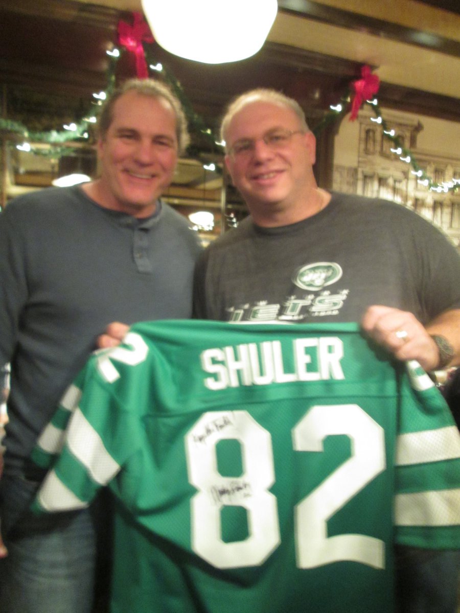 SchwartzSports's tweet photo. Happy birthday to Mickey Shuler, my favorite @nyjets player ever! #TakeFlight https://t.co/OT8zUa1Lxq