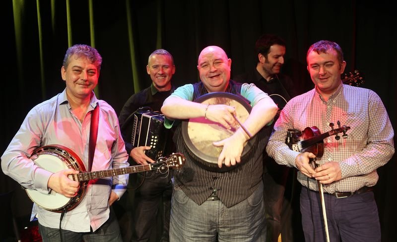 Looking to start your #BankHolidayWeekend early in Belfast?

Be in the company of Four Men and a Dog 👨🧔👨‍🦰👱‍♂️🐕 True legends of #Irishmusic playing Ulster Sports Club this Thursday 8pm, presented by <a href="/an_droichead/">An Droichead</a>.

Tickets are £15 available to book at wegottickets.com/event/477837.