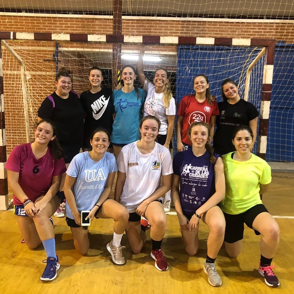 TorrellanoHC's tweet photo. ¡¡Arranca la pretemporada del #JuvenilMasculino y el #SeniorFemenino !!
#ForçaTorrebanda #TorrellanoHC #MareaAmarilla #MiniTorrebanda #GuerrerasTorrebanderas #balonmano https://t.co/9elUdloPvx