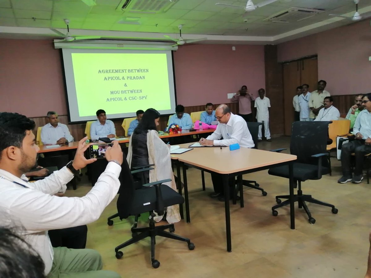 CSC SPV signs MOU with APICOL of Departemt of Agriculture and Farmers Welfare to implement Mukhyamantri Krushi Udyog Yojna through CSC in the presence of Principal Secretary and other Directors and Hon’ble Minister of Agriculture n Farmer Empowerment <a href="/krushibibhag/">କୃଷି ବିଭାଗ, ଓଡ଼ିଶା</a> 
<a href="/dr_arunsahoo/">Dr. Arun Kumar Sahoo</a>