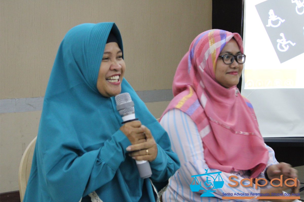 SAPDAJogja's tweet photo. Pelatihan Disabilitas, Gender Disabilitas, dan Penanganan Kekerasan yang Dialami Oleh Penyandang Disabilitas bagi Satgas Sigrak (Tugas Siap Gerak Atasi Kekerasan) Yogyakarta.
.
#satgas #sigrak #disability #disabilityawareness #disabilityrights #aipj2 #sapdajogja #sapdayogyakarta https://t.co/fXrvNpPWQB