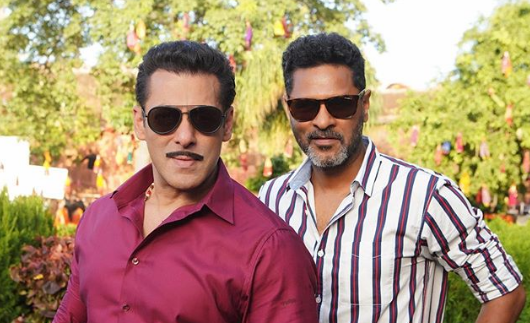 BollywoodH's tweet photo. #Dabangg3 Will #Release in #4Languages Confirms #SalmanKhan
https://t.co/mpWLhmcywy
@BeingSalmanKhan @SKFilmsOfficial @arbaazSkhan @sonakshisinha @PDdancing @MahieGillOnline https://t.co/Raw0NWj7zB