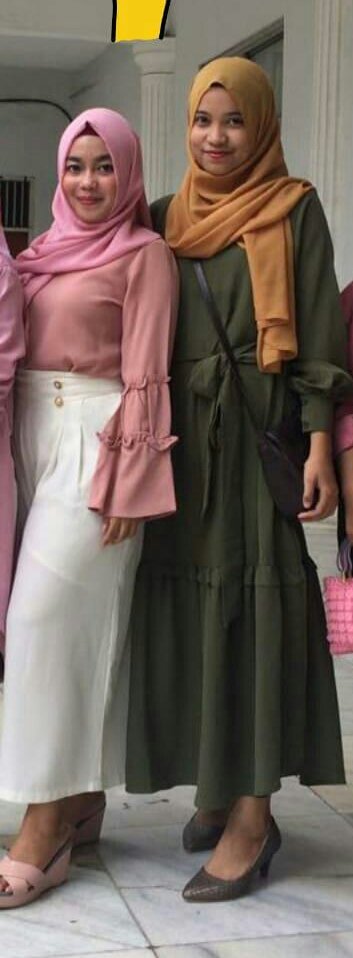 fatihahnrl's tweet photo. #ilookmakeover sy tipe orang yg kurang pede dgn tampilan yg up to date dan fashionable dgn trend motif yg lagi hits sekarang ini. dan sangat sulit bagi saya untuk keluar dari zona nyaman saya dengan pakaian-pakaian yg begitu-gitu saja, seperti warna-warna yg polos dan simple. https://t.co/NmoJCOj37v