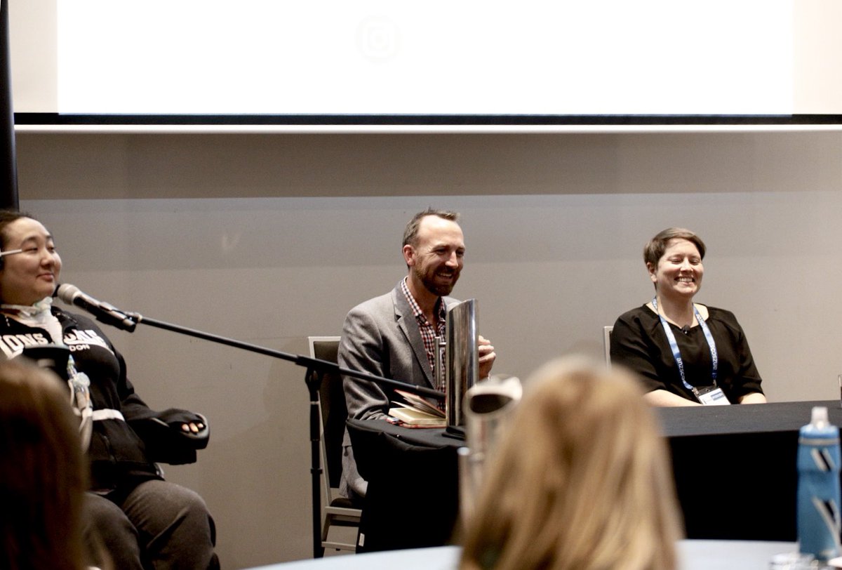 Carol Davis tweet media