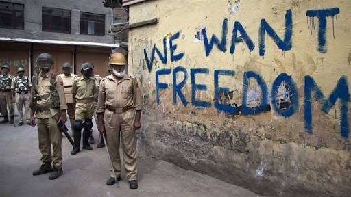 M_Shoaib_Pak's tweet photo. Surrender is not an option for them. They just want freedom and committed to make struggle till death. Witnessed by last 7 decades. 
#StopkillingKashmiris
#KashmirStillUnderCurfew https://t.co/RVX8LFPu7k