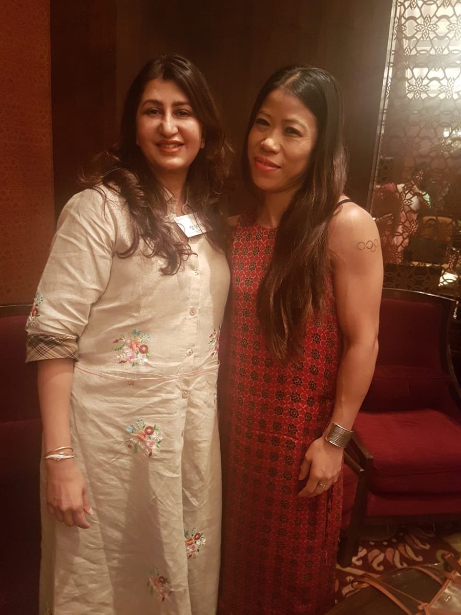 MangteC's tweet photo. It was refreshing to catch up with a fitness obsessed @TK_Kanchana  at the health dialogues 2019. We discussed how boxing is a sport that needs a fit body and a fitter mind.
#HealthDialogue2019 
#HealthMeetsHope https://t.co/mfHp9euunz
