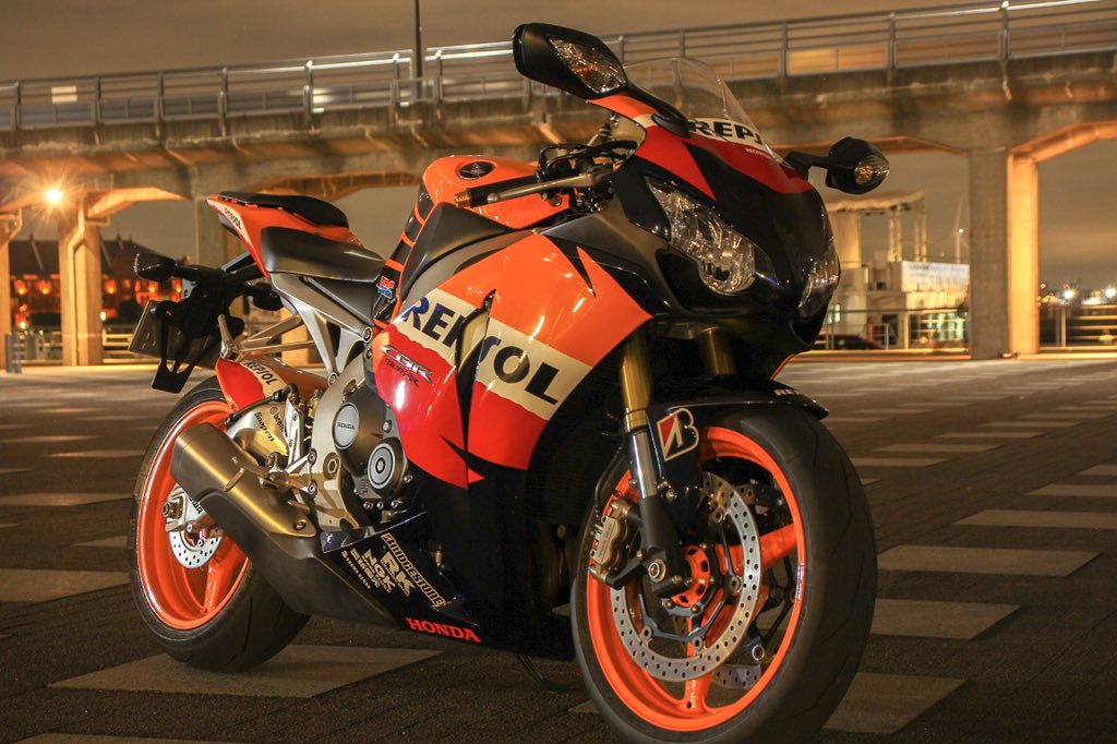 hellogodbuy's tweet photo. 半年以上待ってやっと見つけた逆車
ずーっとこのバイク乗りたかったんだよね〜 https://t.co/XlCngof9Ld