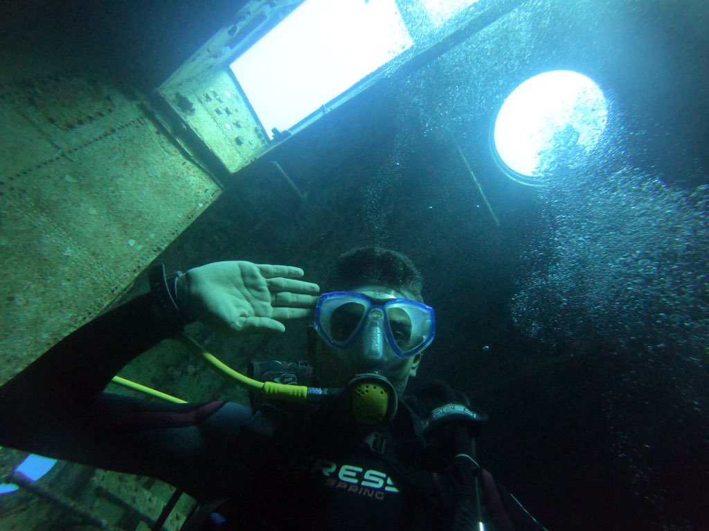 JordanFrogman1's tweet photo. Omar Mahadeen sends you peace from the bottom of the Red Sea - Aqaba 

And invites you to dive in AirPlane C-130 

#Diving #Dive #ScubaDiving #Scuba #RedSea #PADI #MrFrogman #Jordan #Jo #Airplane #plane #Airplane_C130 #Aqaba #Beach #Aqababeach #PicsArt #DivePlus https://t.co/JvawR63lG2